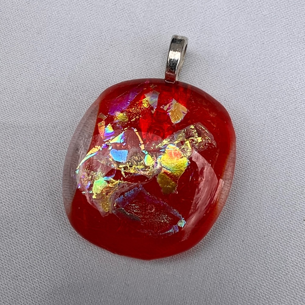 Handcrafted Elegant Red Glass Pendant Necklace